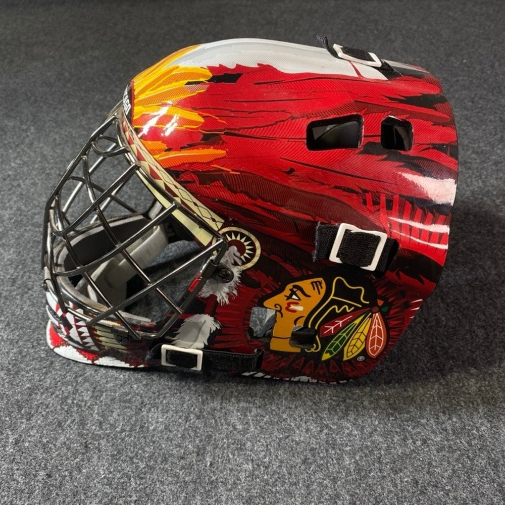 Franklin Goalie Mask Youth OSFM Red Chicago Blackhawks NHL Street Hockey GFM 100
